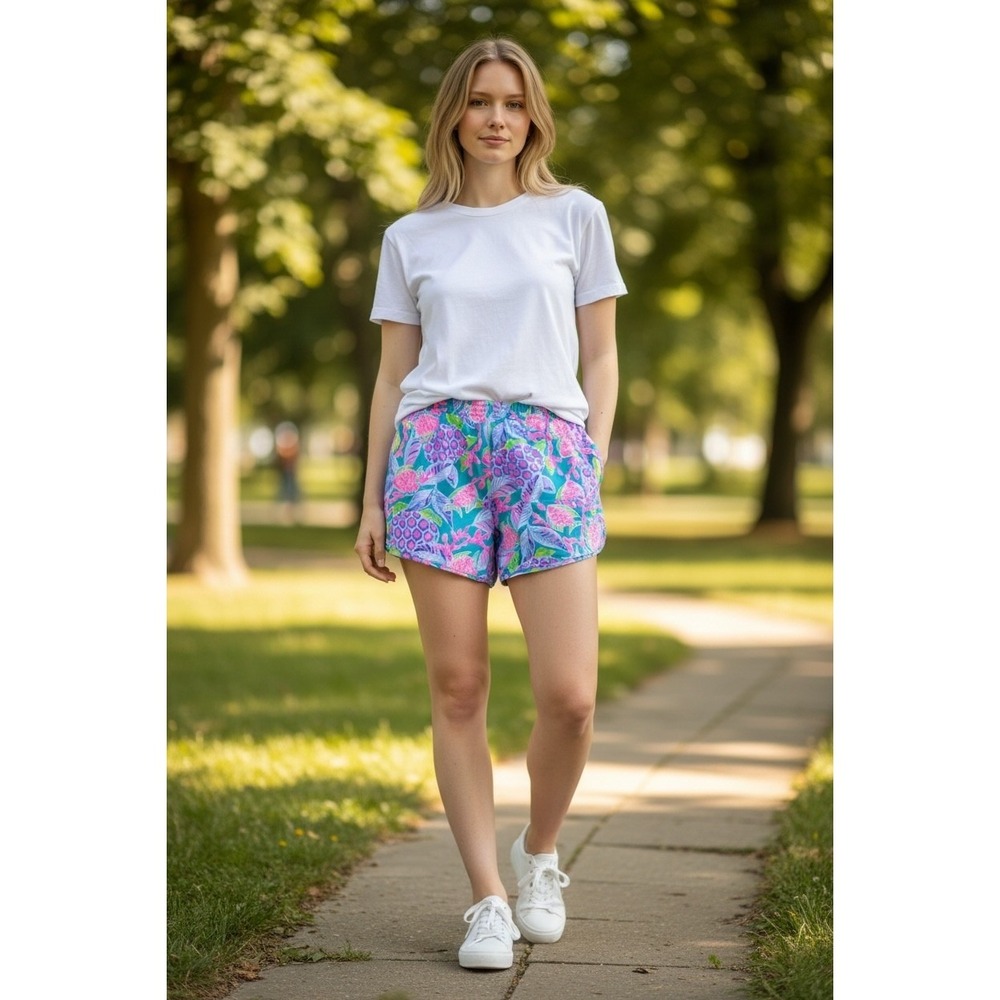 Lilly‎ Pulitzer Luxletic Ocean Trail Shorts Sea Turtles Blue Pink Floral Medium